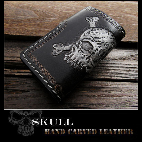 レザー 本革 キーケース キーホルダー スカルカービング ドクロ スカル ブラック Skull&Crossbones Carved Genuine  Leather key case holder Black WILD HEARTS Leather&Silver (ID 0413r78)