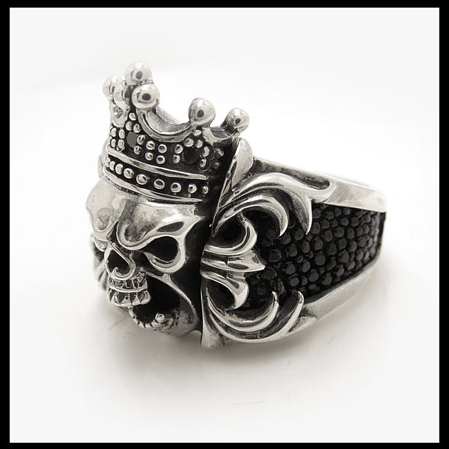 クリックポストのみ送料無料！シルバーリング 指輪 シルバー925 スカル クラウン スティングレイ STERLING SILVER RING  Crowned Skull/Stingray WILD HEARTS leather&silver (ID sr0770kr398)